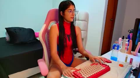 julieta_rose19 online show from 12-02-25, 11:59