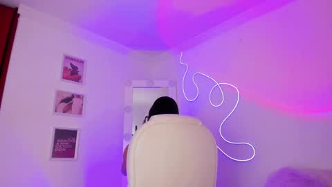 Snapshot of julietabomgv chatting on 03-02-25, 11:20 julietabomgv online show from 03-02-25, 11:20