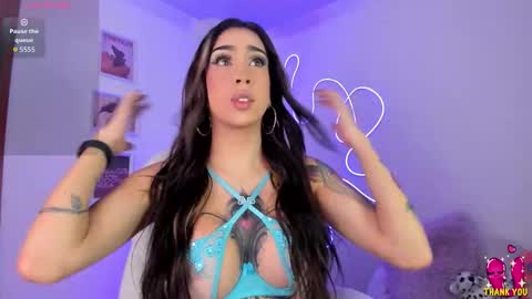 Snapshot of julietabomgv chatting on 12-18-25, 03:01 julietabomgv online show from 12-18-25, 03:01