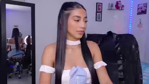 Snapshot of julietacheer chatting on 03-13-26, 01:29 Julieta online show from 03-13-26, 01:29