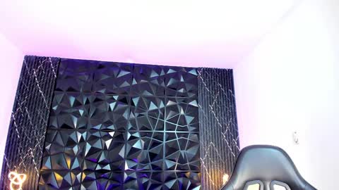 julietakane online show from 03-29-26, 07:58
