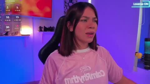 Snapshot of julietariverss chatting on 04-23-26, 12:26 Julieta online show from 04-23-26, 12:26