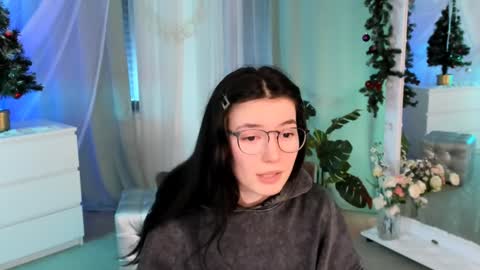 Snapshot of julietaromaniss chatting on 01-05-25, 08:11 Julieta or Jully online show from 01-05-25, 08:11