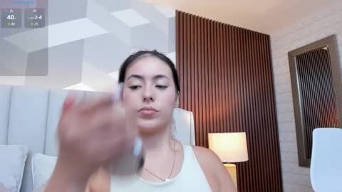 Julieta Santos online show from 10-27-25, 06:45