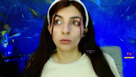    online show from 06-14-26, 06:59