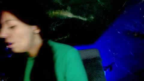 Snapshot of julieth_sex1 chatting on 06-27-26, 10:42 online show from 06-27-26, 10:42