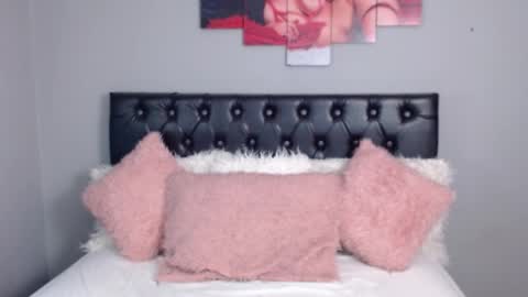 Snapshot of julietha_fox chatting on 01-09-25, 04:41 julietha fox online show from 01-09-25, 04:41