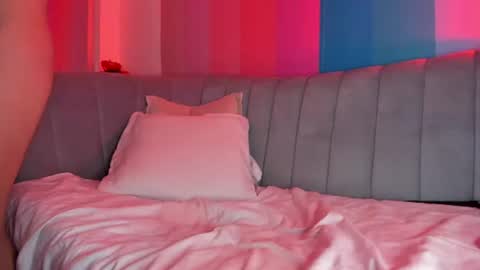   online show from 07-11-26, 10:00