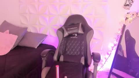 Julieth online show from 11-27-25, 08:33