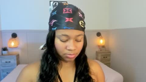 Snapshot of juliethsky chatting on 10-16-25, 11:55 Julieth Julie online show from 10-16-25, 11:55