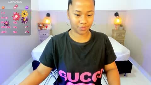 Julieth Julie online show from 11-23-25, 12:16