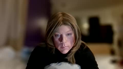 Snapshot of julietsusa chatting on 01-13-26, 04:29 Julie TS online show from 01-13-26, 04:29