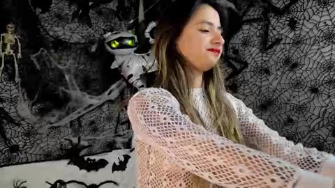 Snapshot of julietta__jackson chatting on 10-24-25, 08:05 Julietta Jackson online show from 10-24-25, 08:05