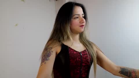 Snapshot of julietta__jackson chatting on 11-10-25, 06:07 Julietta Jackson online show from 11-10-25, 06:07