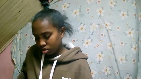 juliette9794 online show from 09-11-25, 12:22