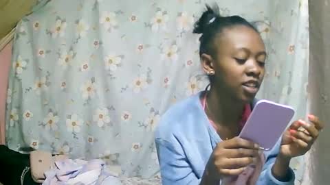 juliette9794 online show from 09-12-25, 11:48