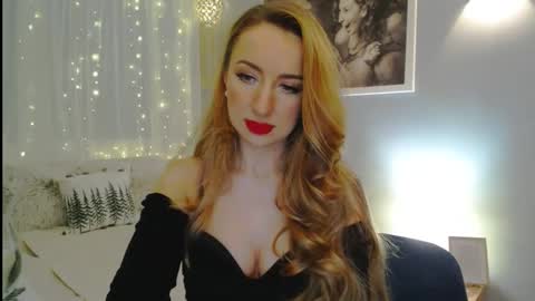 Snapshot of juliettesensual chatting on 12-26-24, 03:31 JulietteSensual online show from 12-26-24, 03:31