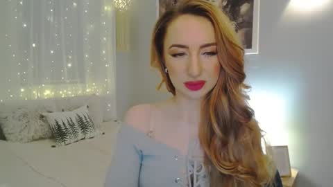 Snapshot of juliettesensual chatting on 01-05-25, 03:23 JulietteSensual online show from 01-05-25, 03:23