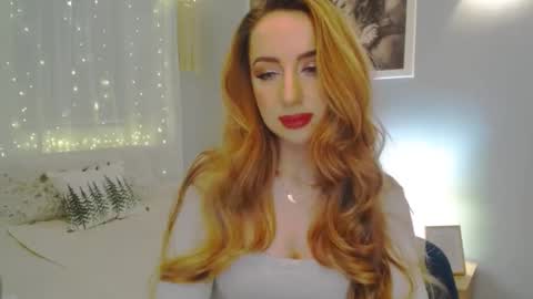 Snapshot of juliettesensual chatting on 01-08-25, 03:39 JulietteSensual online show from 01-08-25, 03:39