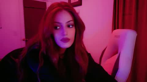 Snapshot of juliettetoken chatting on 03-29-26, 04:12 Goddess Endigo online show from 03-29-26, 04:12