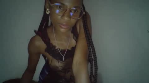 Snapshot of juliexexy chatting on 02-04-25, 03:36 juliexexy online show from 02-04-25, 03:36