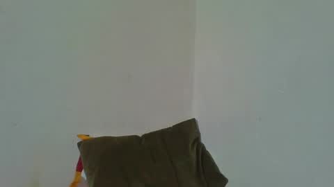 Snapshot of juliexexy chatting on 02-10-25, 06:53 juliexexy online show from 02-10-25, 06:53