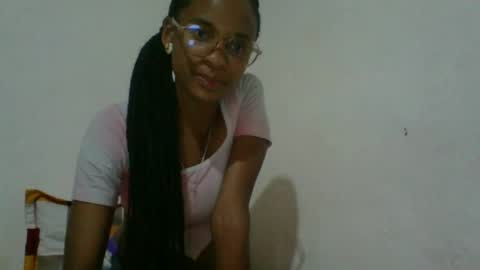 Snapshot of juliexexy chatting on 02-10-25, 04:04 juliexexy online show from 02-10-25, 04:04