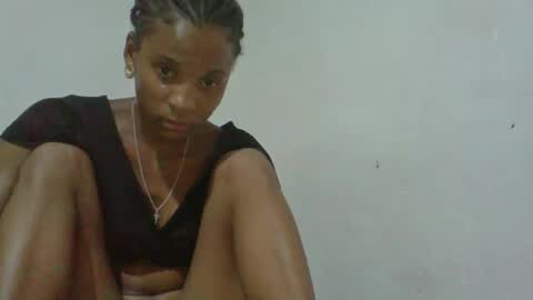 Snapshot of juliexexy chatting on 02-12-25, 07:35 juliexexy online show from 02-12-25, 07:35