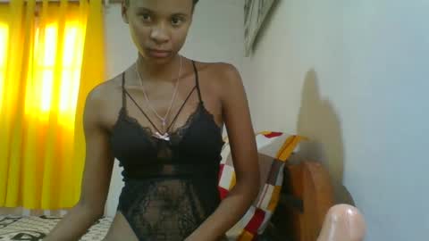 Snapshot of juliexexy chatting on 02-17-25, 04:31 juliexexy online show from 02-17-25, 04:31