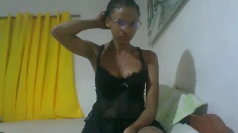 Snapshot of juliexexy chatting on 02-20-25, 02:29 juliexexy online show from 02-20-25, 02:29