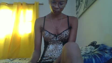 Snapshot of juliexexy chatting on 02-25-25, 05:19 juliexexy online show from 02-25-25, 05:19