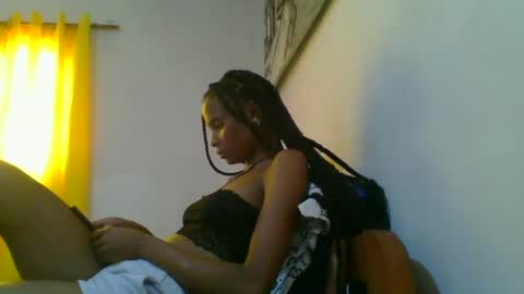 Snapshot of juliexexy chatting on 02-27-25, 11:10 juliexexy online show from 02-27-25, 11:10