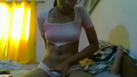 Snapshot of juliexexy chatting on 03-01-25, 10:13 juliexexy online show from 03-01-25, 10:13