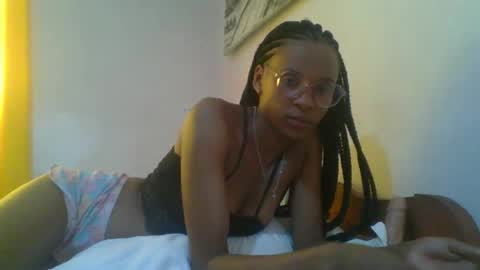 Snapshot of juliexexy chatting on 03-06-25, 08:08 juliexexy online show from 03-06-25, 08:08