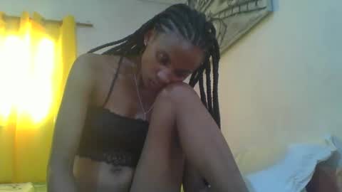 Snapshot of juliexexy chatting on 03-10-25, 10:48 juliexexy online show from 03-10-25, 10:48