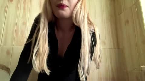 Malin online show from 06-09-26, 02:28