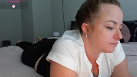 Juli Monroe online show from 03-19-26, 08:57