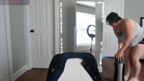 Juli Monroe online show from 05-23-26, 12:31