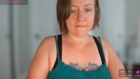 Juli Monroe online show from 06-11-26, 05:00