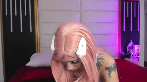 Snapshot of julimonroe19 chatting on 03-04-26, 01:28 Juli online show from 03-04-26, 01:28