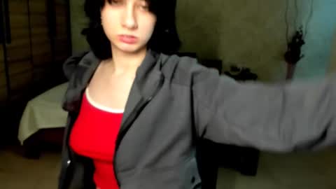 Snapshot of julissweet chatting on 01-26-25, 01:58 Asmodeus online show from 01-26-25, 01:58