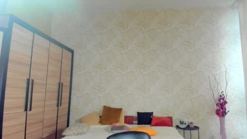 Snapshot of julissweet chatting on 02-07-25, 02:15 Asmodeus online show from 02-07-25, 02:15