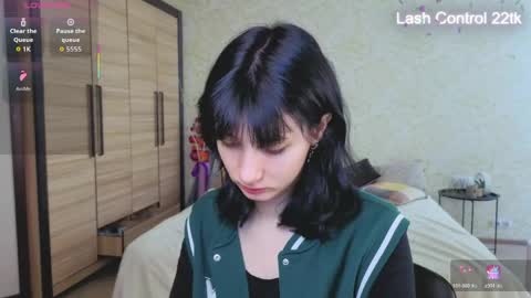 Snapshot of julissweet chatting on 05-03-26, 06:41 Asmodeus online show from 05-03-26, 06:41