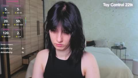 Snapshot of julissweet chatting on 05-23-26, 07:24 Asmodeus online show from 05-23-26, 07:24