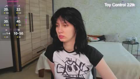 Snapshot of julissweet chatting on 05-24-26, 07:24 Asmodeus online show from 05-24-26, 07:24