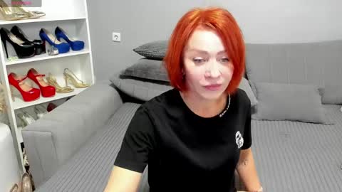 jullia_moor online show from 05-01-26, 11:42