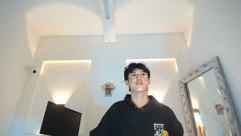 jullian online show from 04-29-26, 08:59