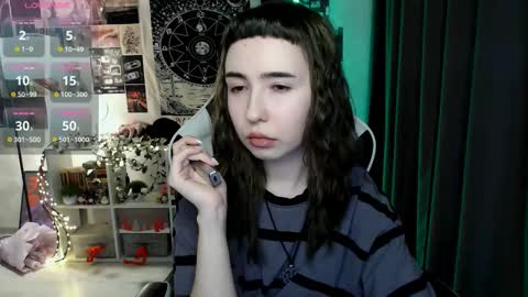 Baroness Von Cringe online show from 11-26-25, 04:52