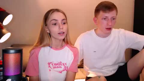 Snapshot of julsweet chatting on 11-16-25, 10:04 sweet online show from 11-16-25, 10:04