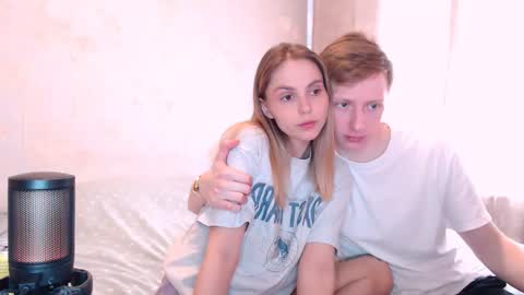 Snapshot of julsweet chatting on 06-05-26, 06:31 sweet online show from 06-05-26, 06:31